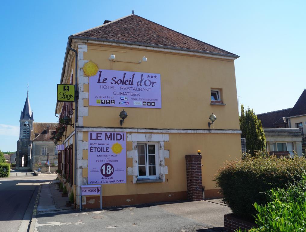 מלון Montigny-la-Resle Logis Le Soleil D'Or מראה חיצוני תמונה